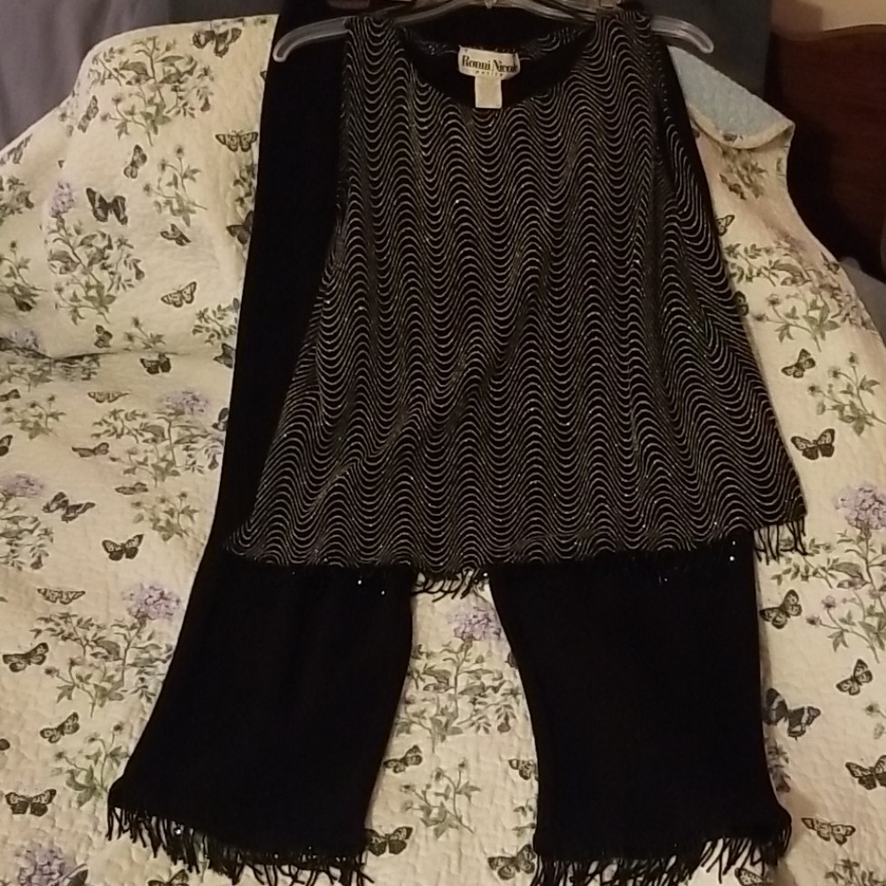 RONNI NICOLE Petite Pant Set